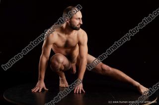 Kneeling reference poses of Orest